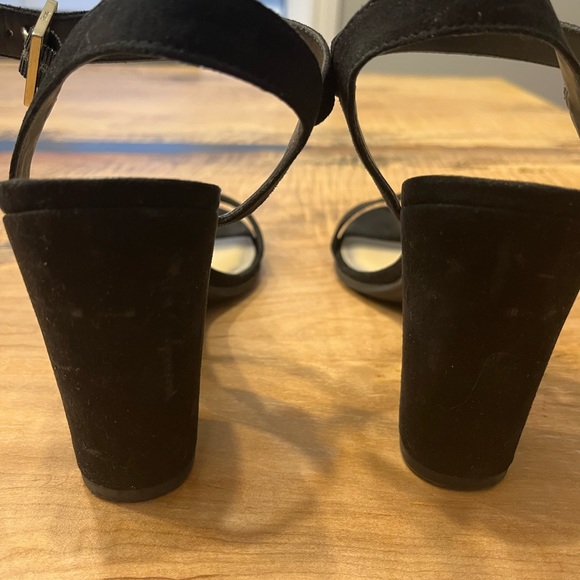 Like new Circus by Sam Edelman suede black sandal in size 7 - Picture 5 of 5
